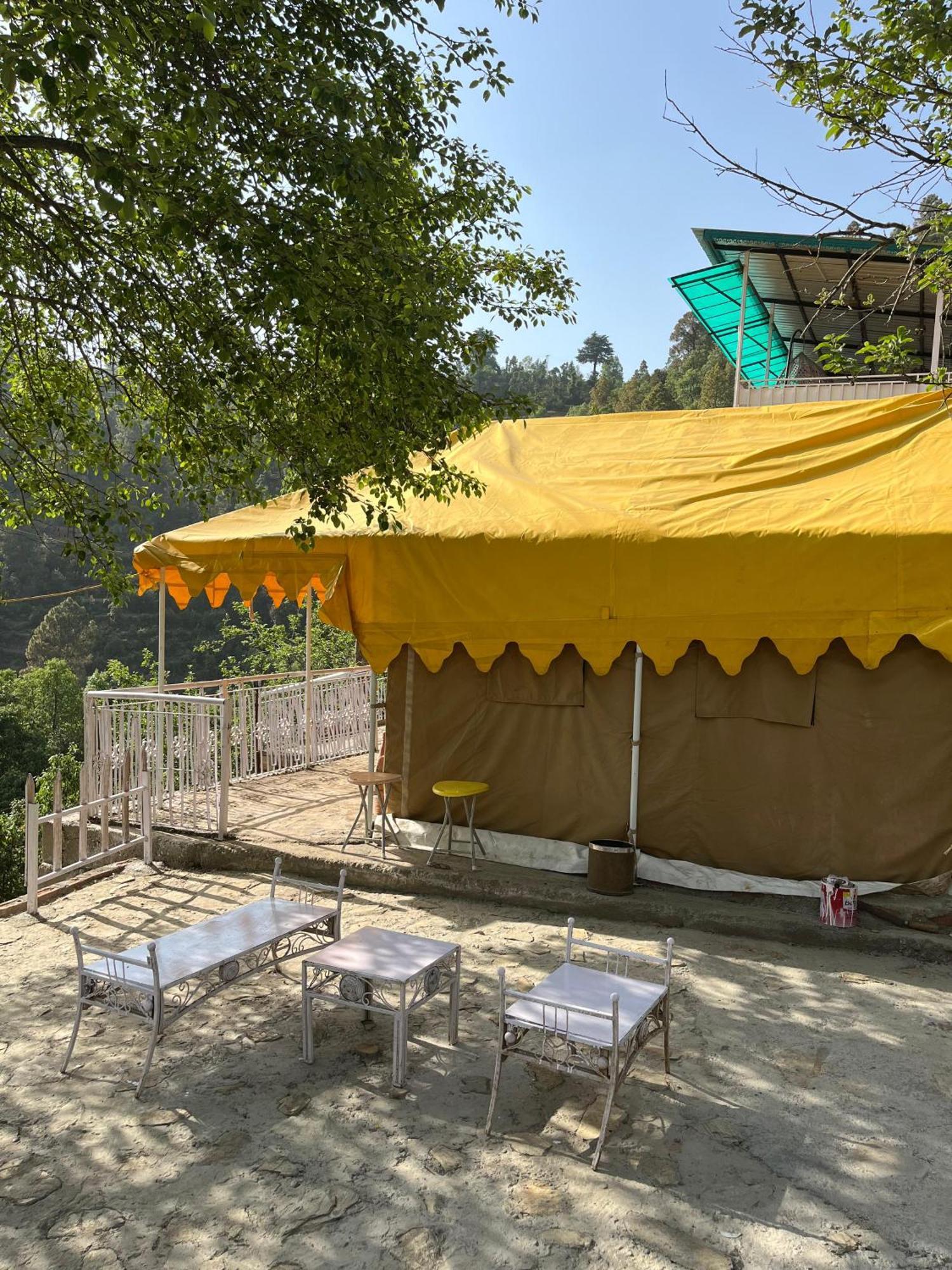 The Rare One'S Mukteshwar - Resort & Cafe מראה חיצוני תמונה